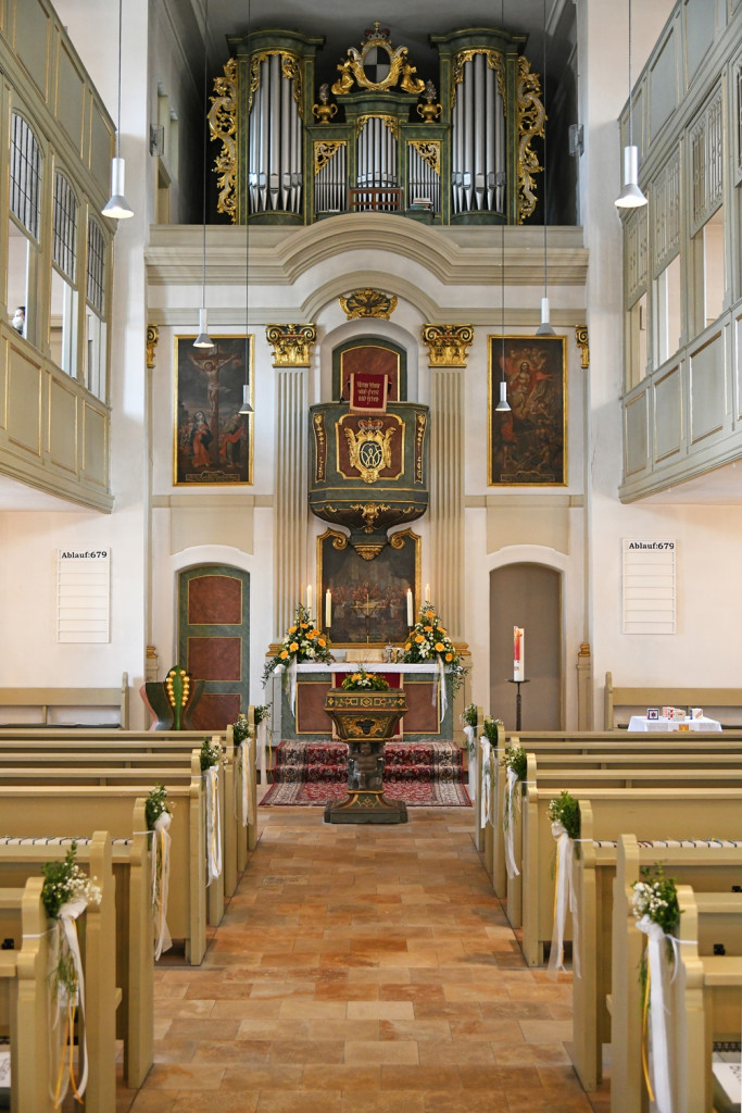 Markgrafenkirche - festlich geschmückt